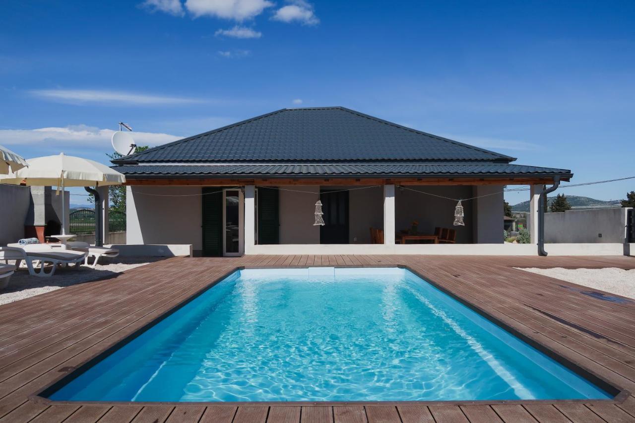 Tara Villa Sveti Filip i Jakov Exterior photo